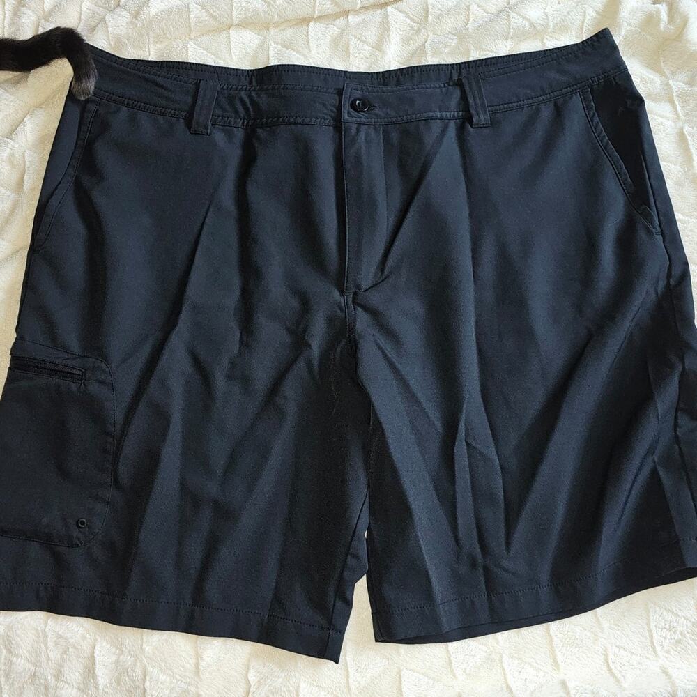 Magellan Fish Gear water repellant shorts. Size 44